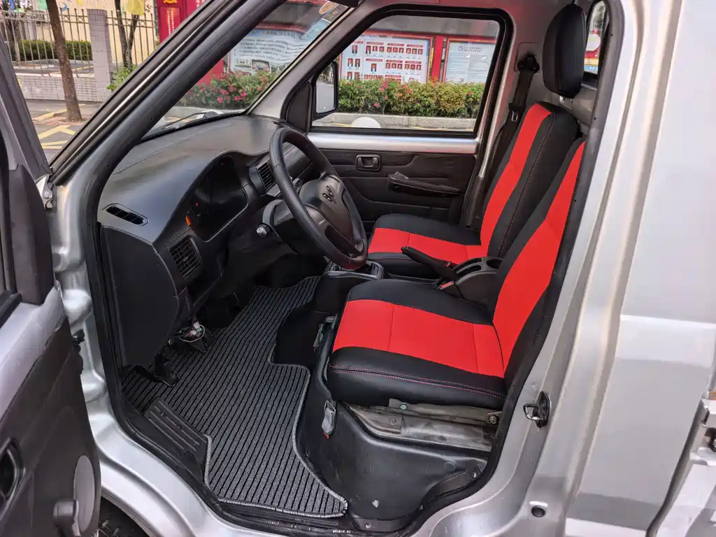 Wuling Rongguang Mini Truck — миниатюра 10
