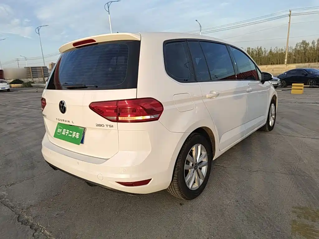 Volkswagen Touran — миниатюра 7