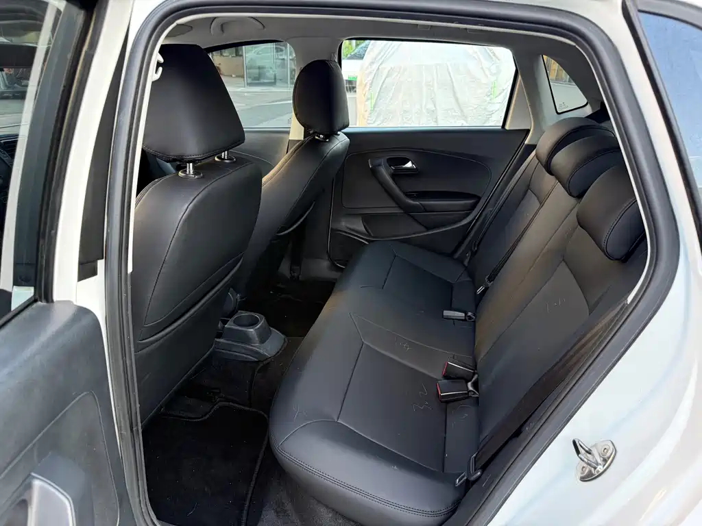 Volkswagen Polo — миниатюра 7