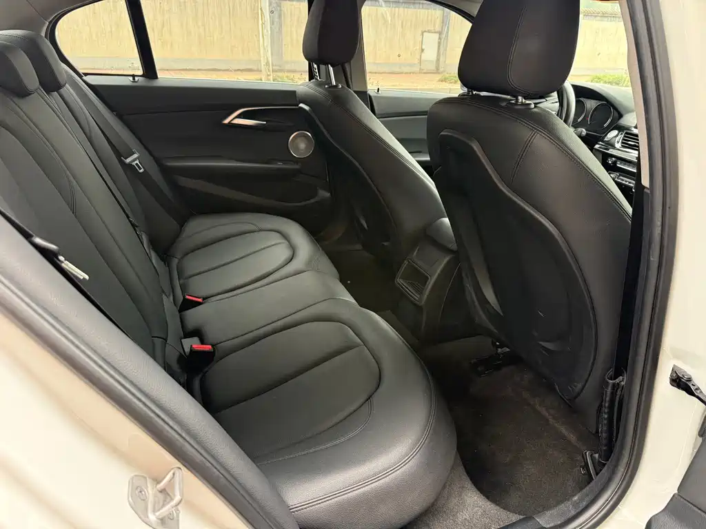 BMW 1 Series — миниатюра 9