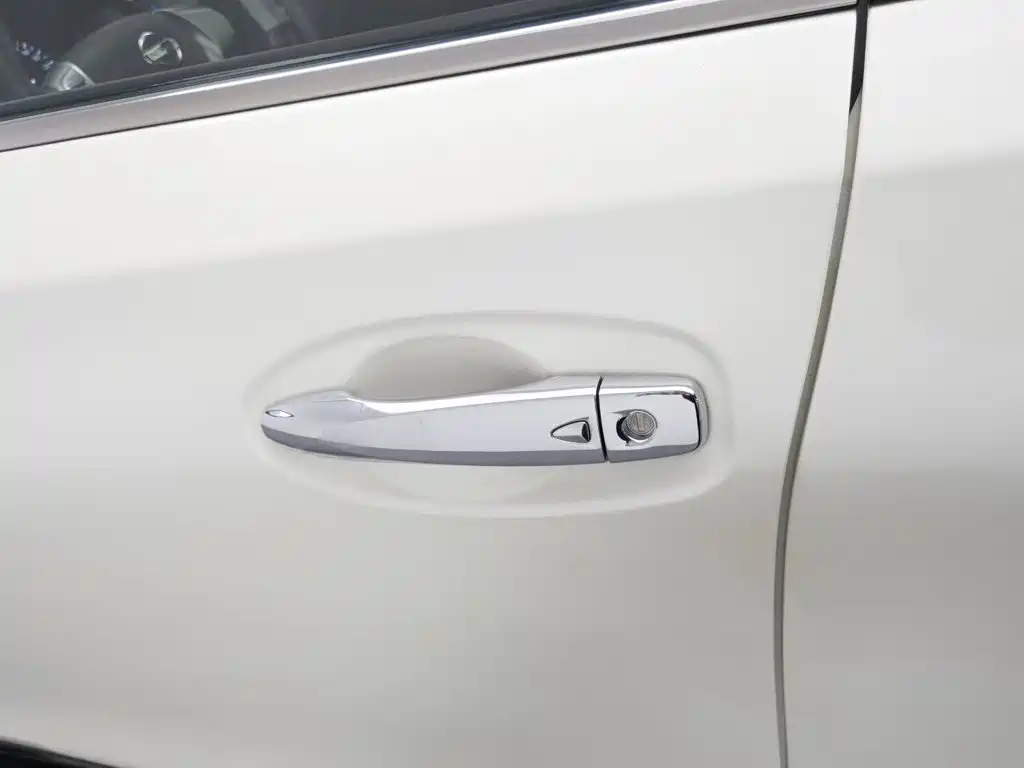 Nissan X-Trail — миниатюра 18