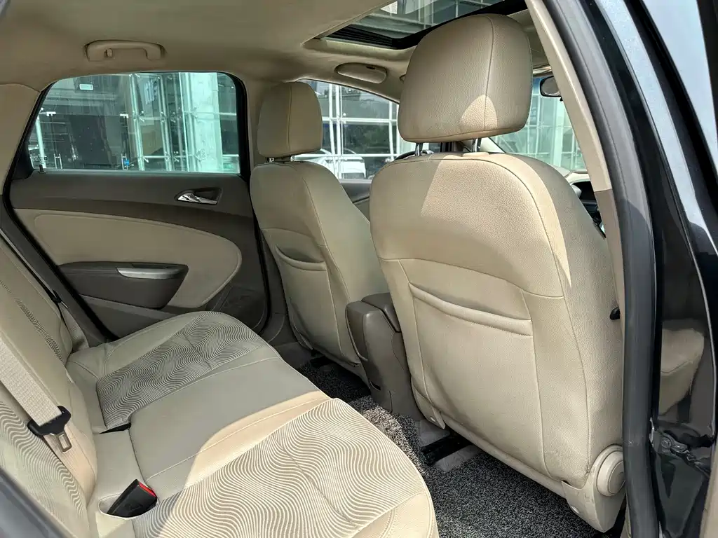 Buick Excelle — миниатюра 19