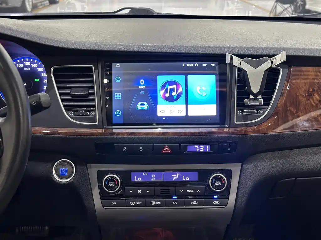 Hyundai Mistra — миниатюра 9