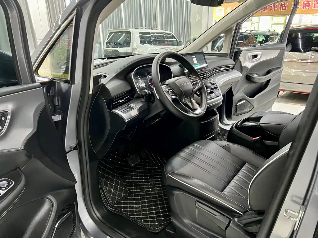 Roewe iMAX8 2022 400TGI Flagship