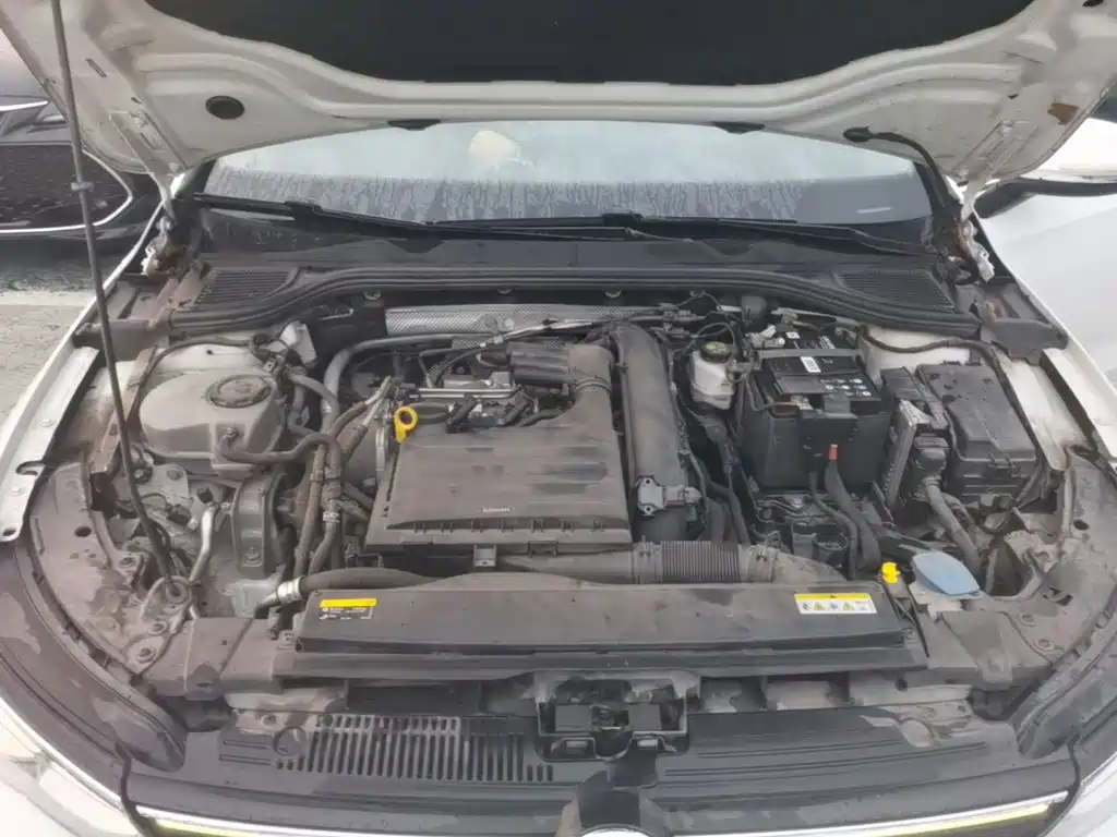 Volkswagen Golf — миниатюра 20