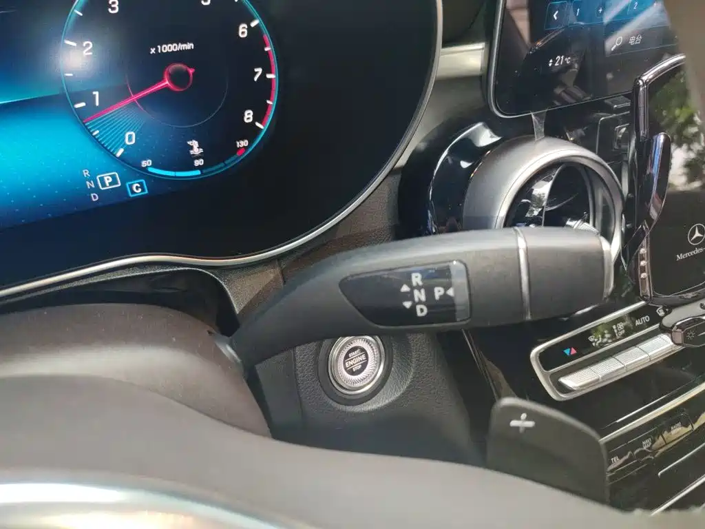 Mercedes-Benz GLC — миниатюра 10