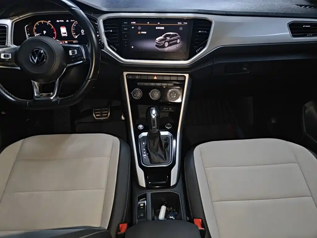 Volkswagen T-Roc — миниатюра 14