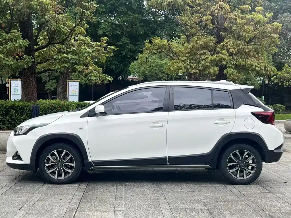 TOYOTA YARIS L ZHIXUAN