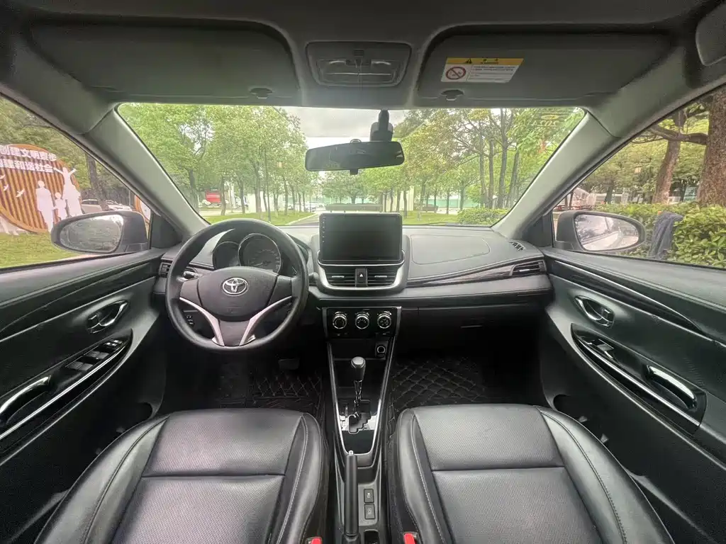 TOYOTA YARIS L ZHIXUAN