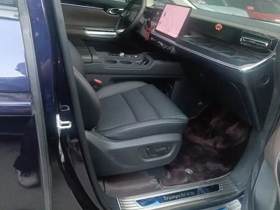 GAC Motor Trumpchi E8 PHEV — миниатюра 8