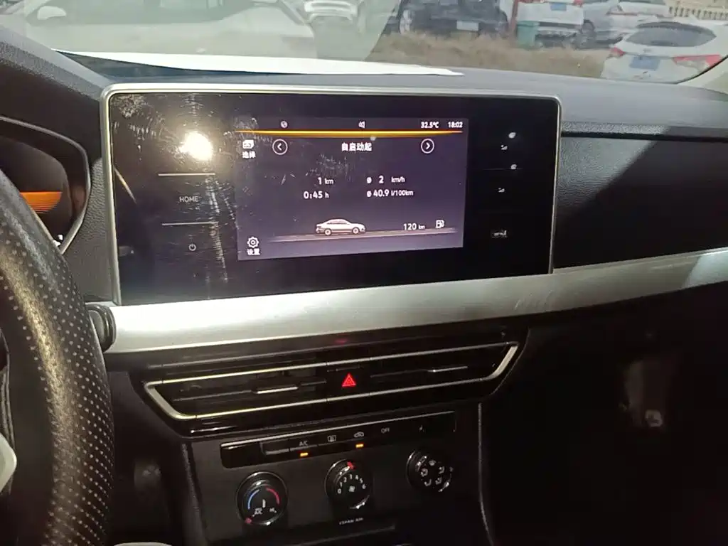 Volkswagen Lavida — миниатюра 13