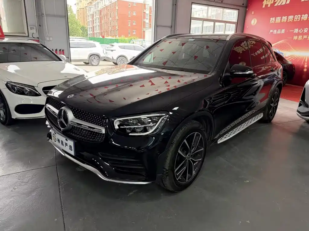 Купить Mercedes-Benz GLC