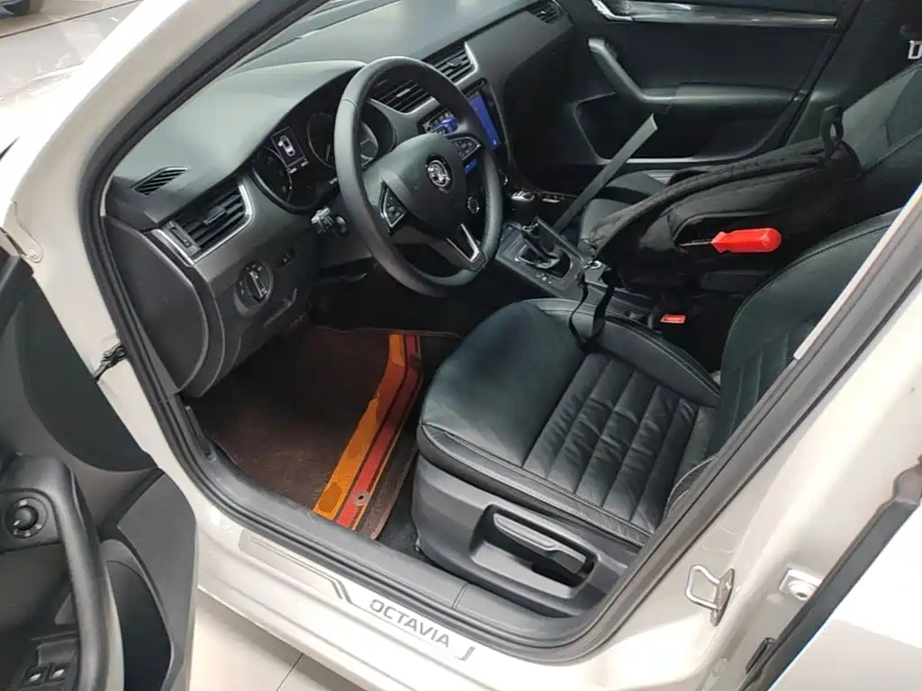 Skoda Octavia — миниатюра 15