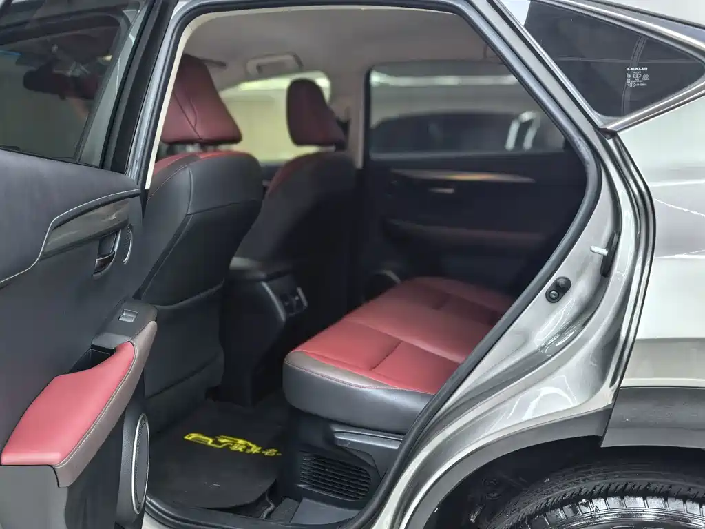 Lexus NX — миниатюра 11