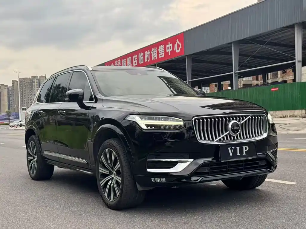 Volvo XC90 — миниатюра 3