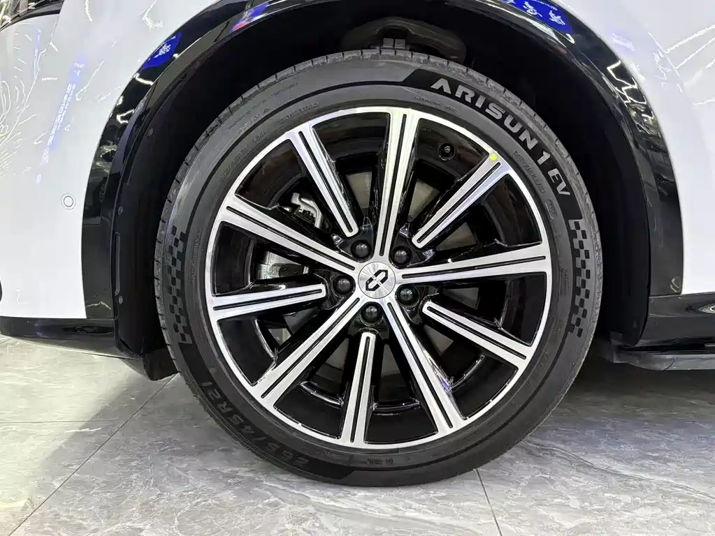 AITO AITO M6 — миниатюра 15