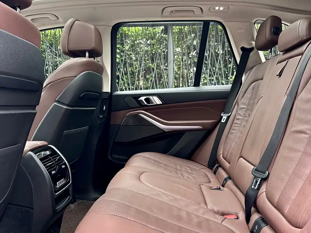 BMW X5 (Import) — миниатюра 13