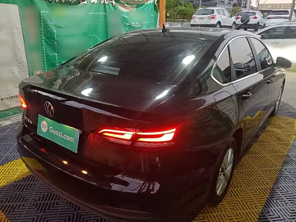 Volkswagen Lavida — миниатюра 7