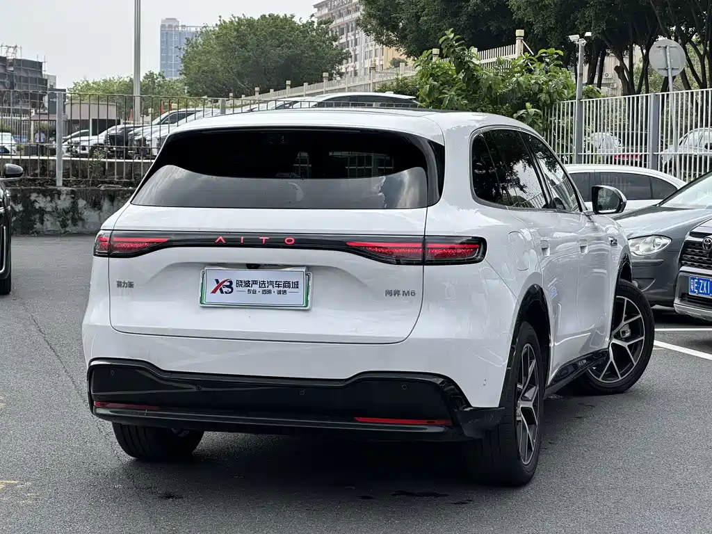 AITO AITO M6 — миниатюра 8
