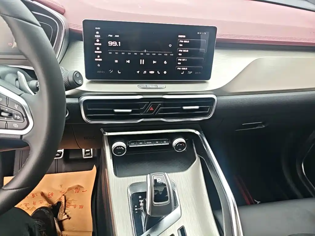 Geely Binyue — миниатюра 13