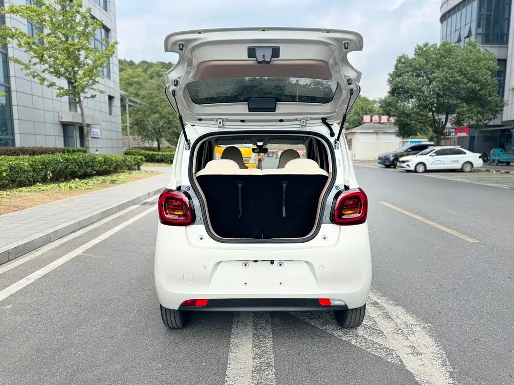 Wuling MINIEV — миниатюра 13