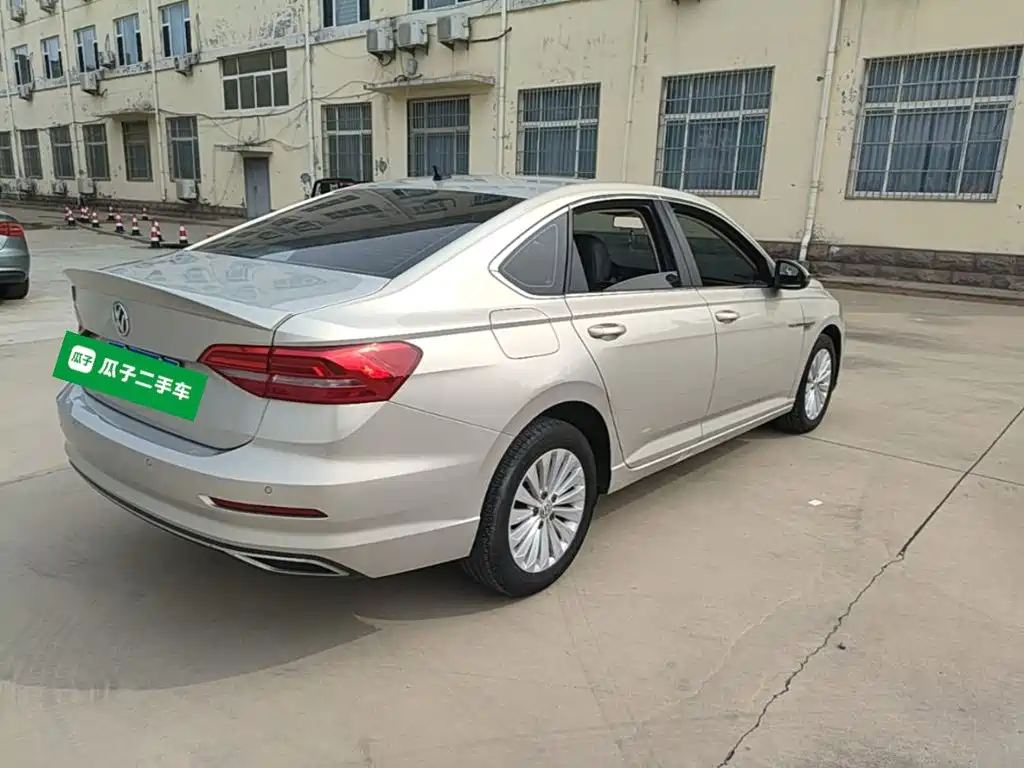 Volkswagen Lavida — миниатюра 7