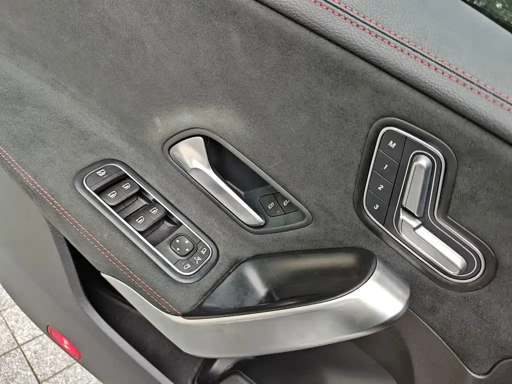 Mercedes-Benz CLA (Import) — миниатюра 10