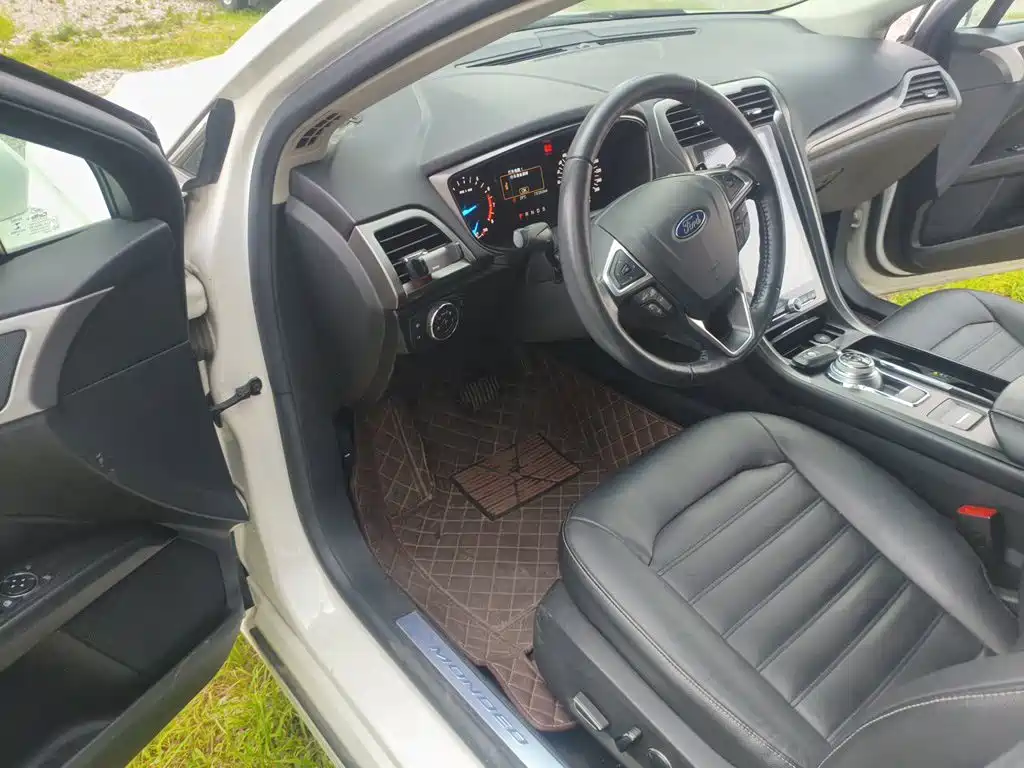 Ford Mondeo — миниатюра 14