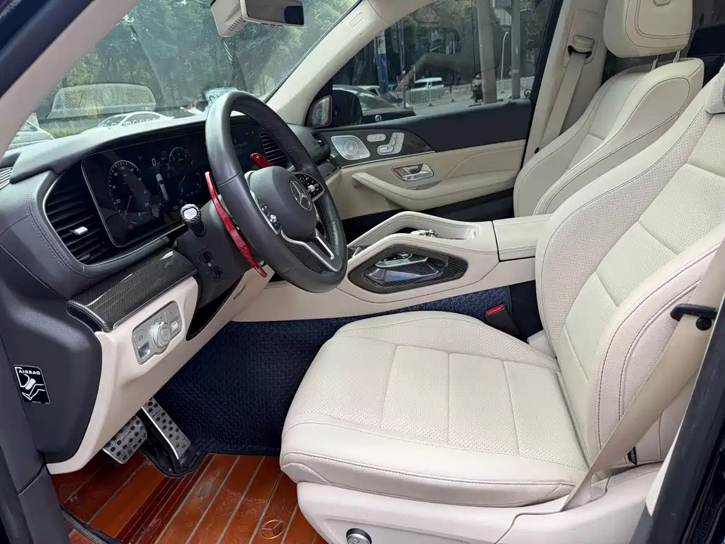 Mercedes-Benz GLS — миниатюра 9
