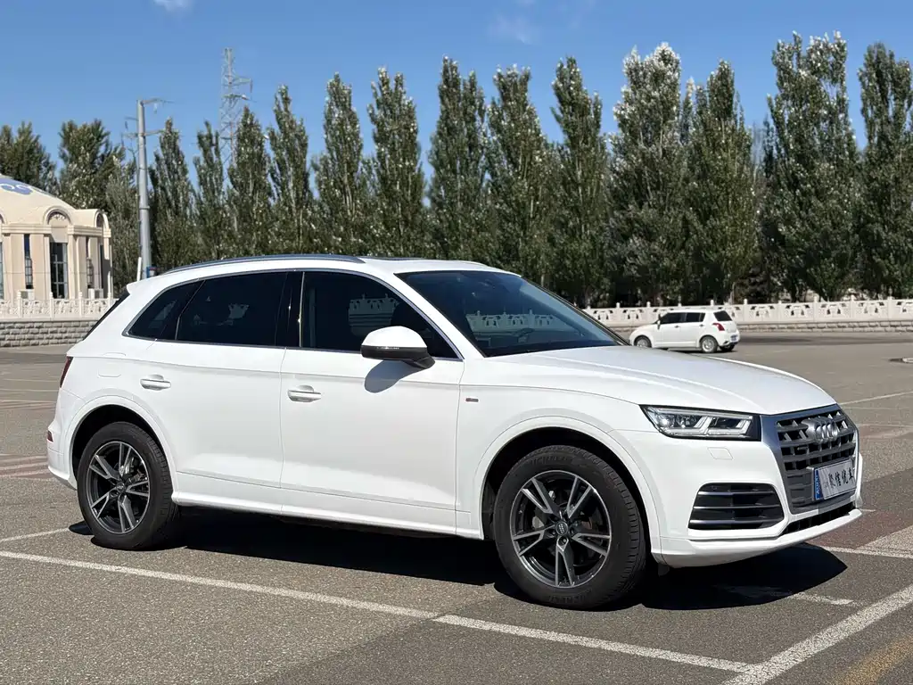 Audi Q5L — миниатюра 3