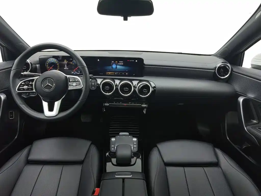 Mercedes-Benz A-Class — миниатюра 5