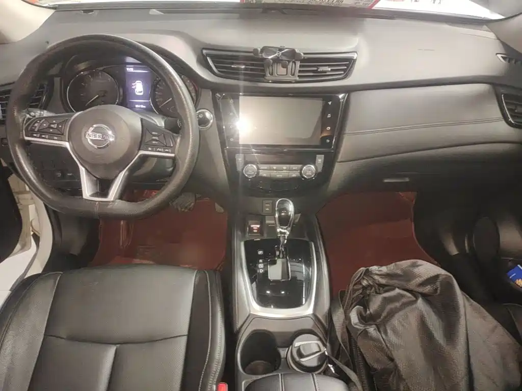 Nissan X-Trail — миниатюра 10