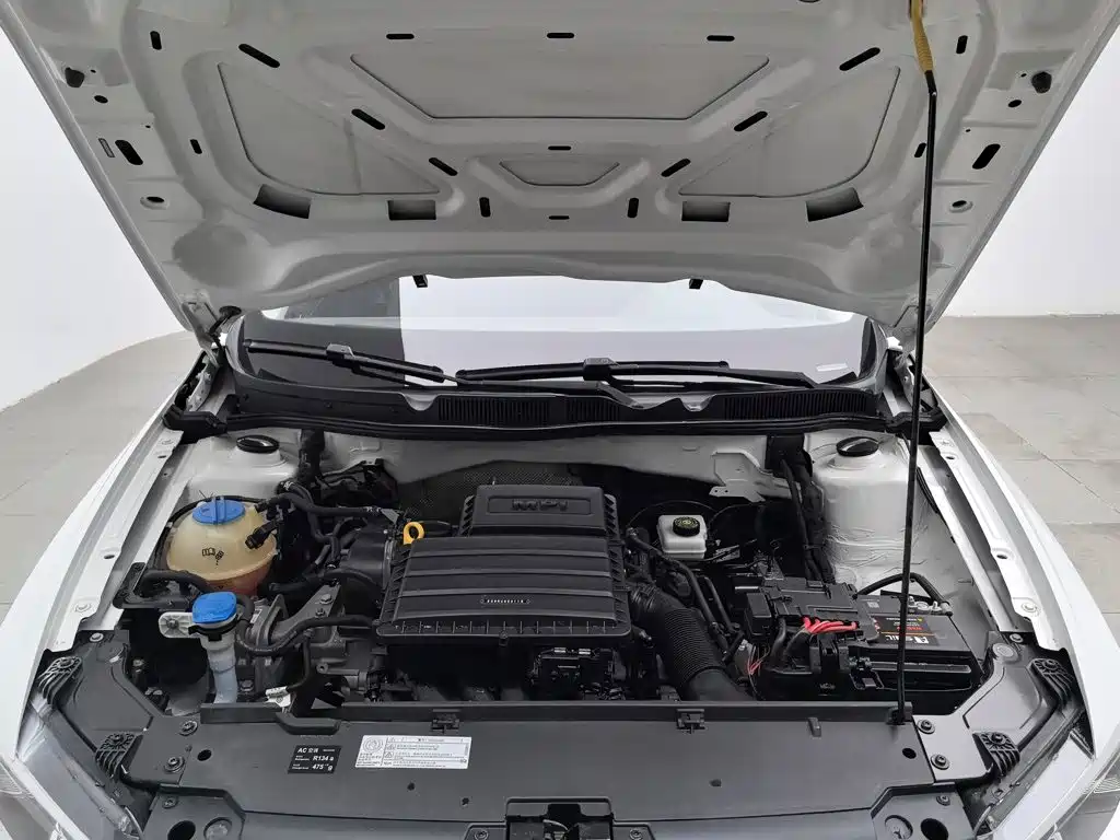 Volkswagen Bora — миниатюра 6