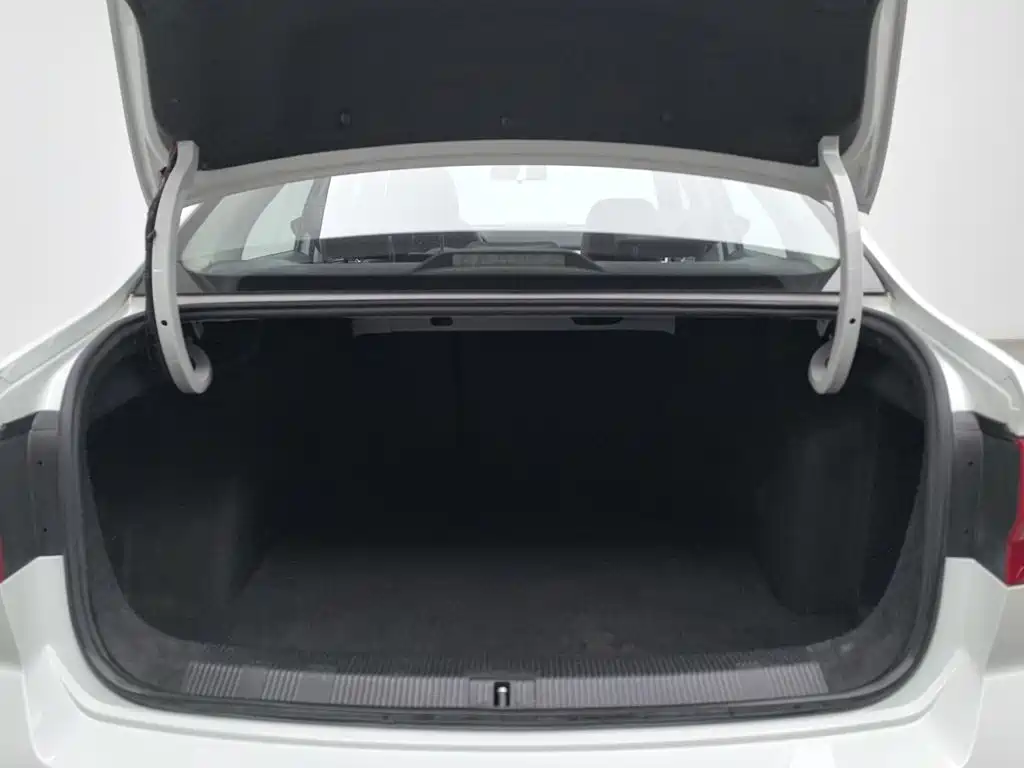Volkswagen Bora — миниатюра 16