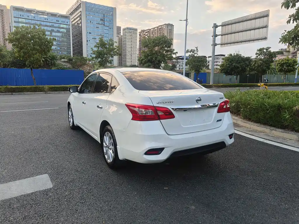Nissan Sylphy — миниатюра 5