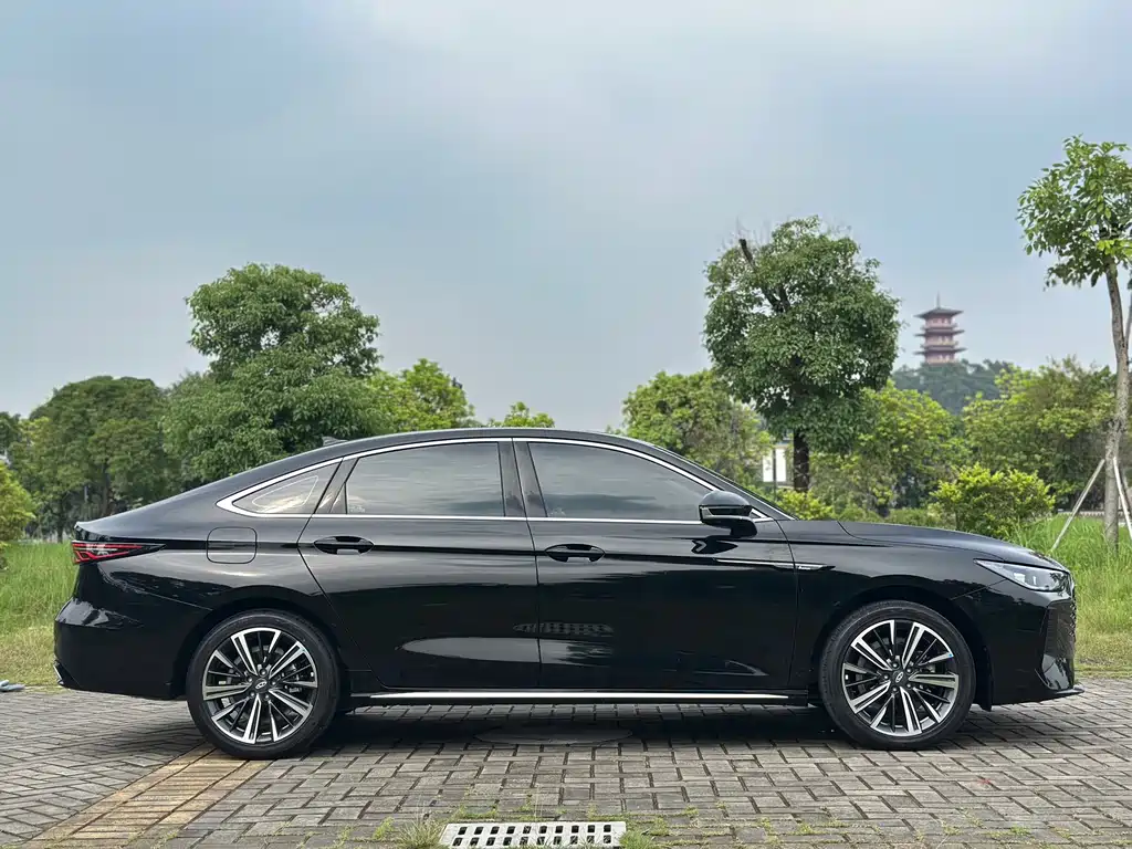 Chery Arrizo 8 PRO — миниатюра 4