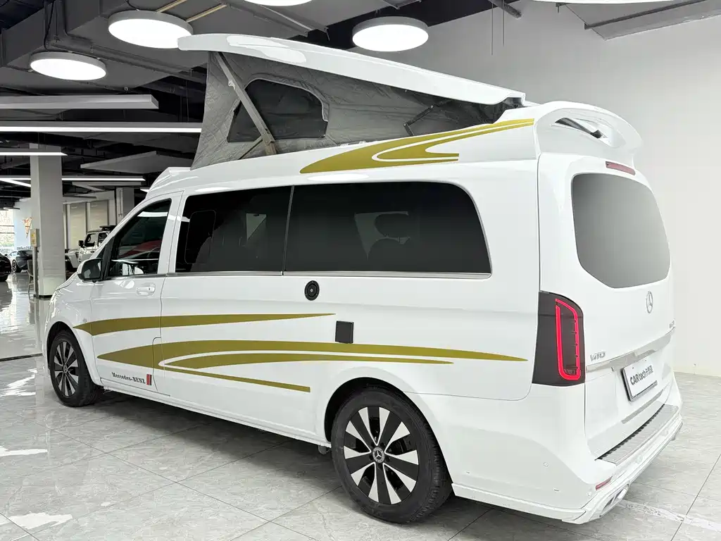Mercedes-Benz Vito 2021 2.0T Elite 7 мест
