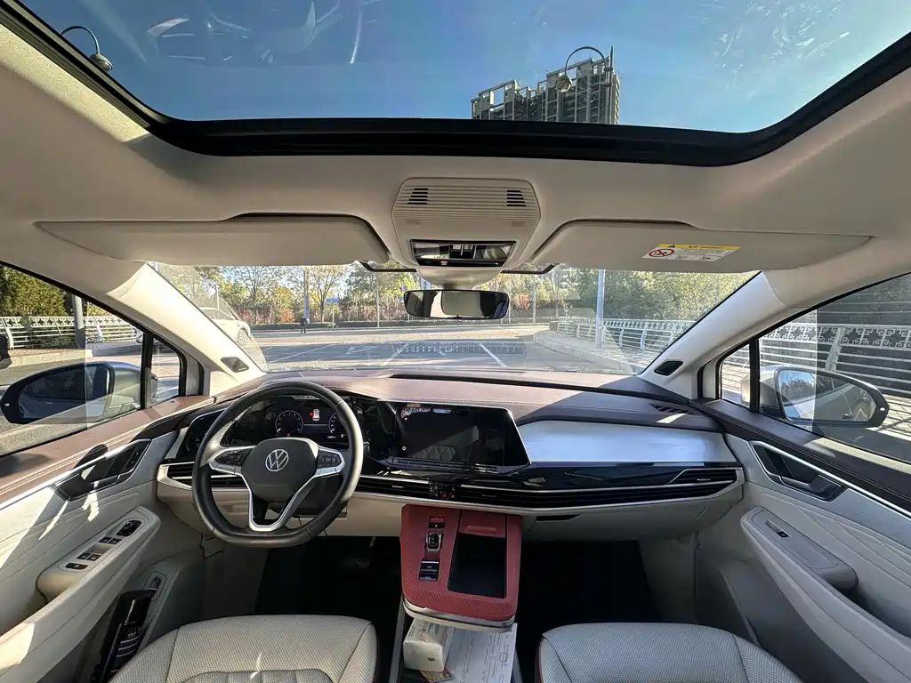 Volkswagen Viloran 2022 530TSI Flagship Pro 6 мест