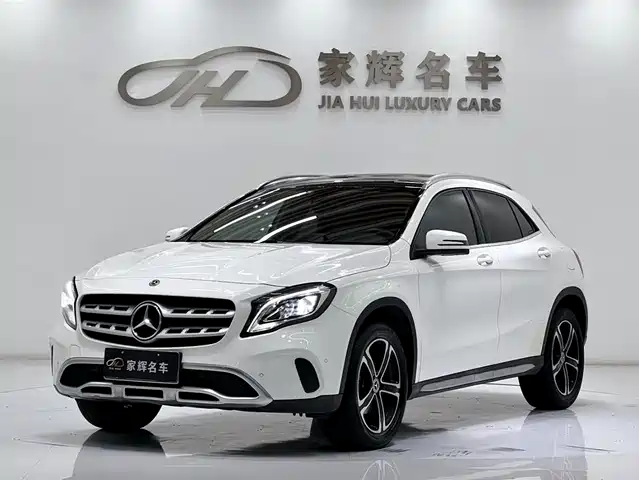 MERCEDES-BENZ  GLA 2018