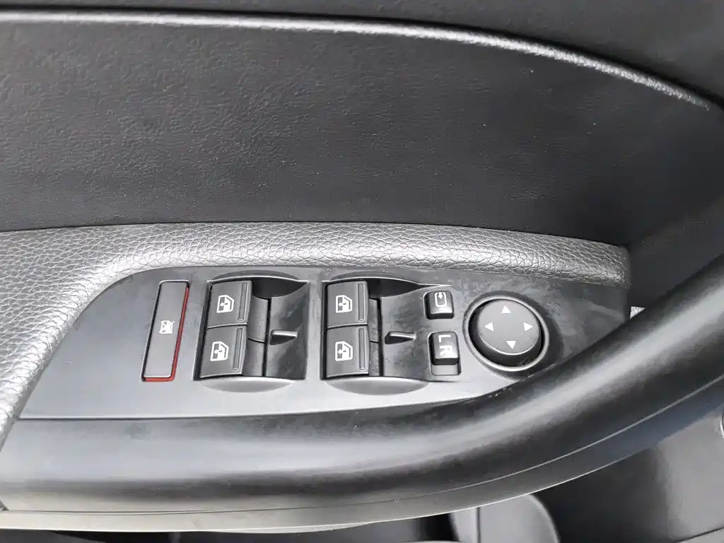 Qoros Qoros 5 — миниатюра 9