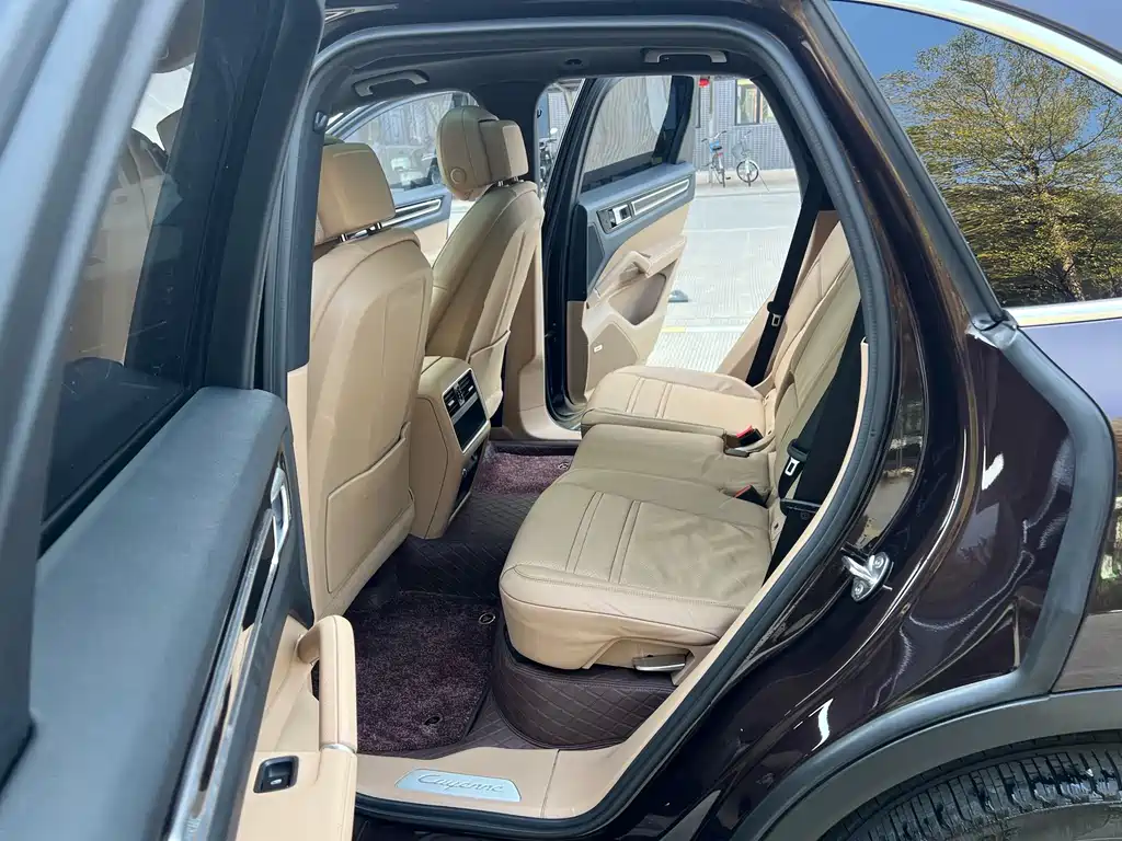 Porsche Cayenne 2019 Cayenne 3.0T