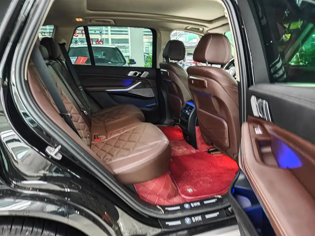 BMW X5 — миниатюра 13