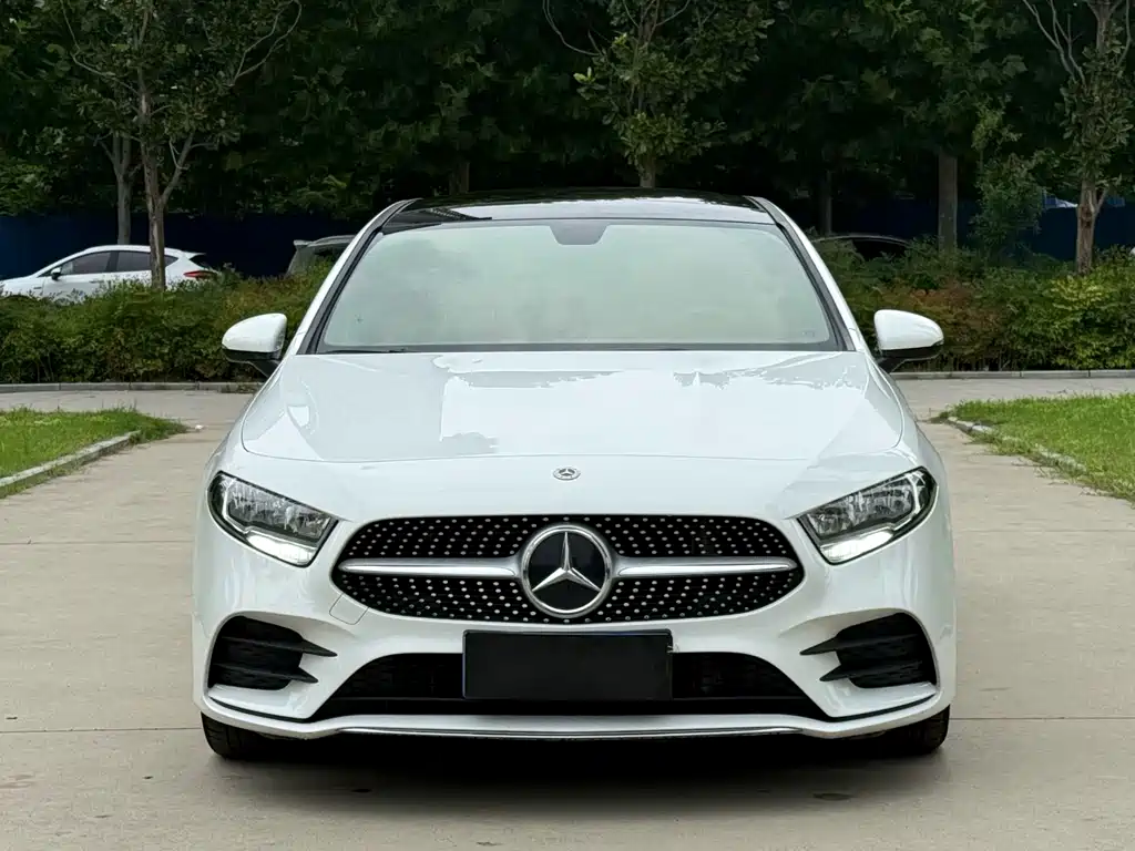 Mercedes-Benz A-Class — миниатюра 2