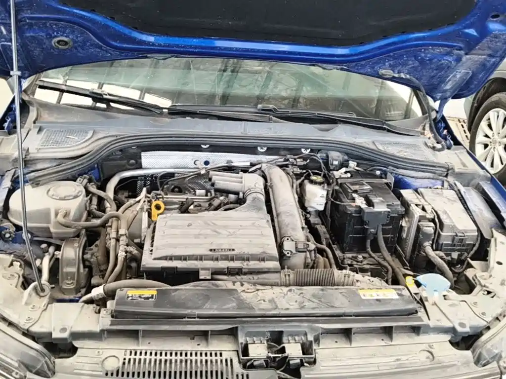 Volkswagen Golf — миниатюра 20