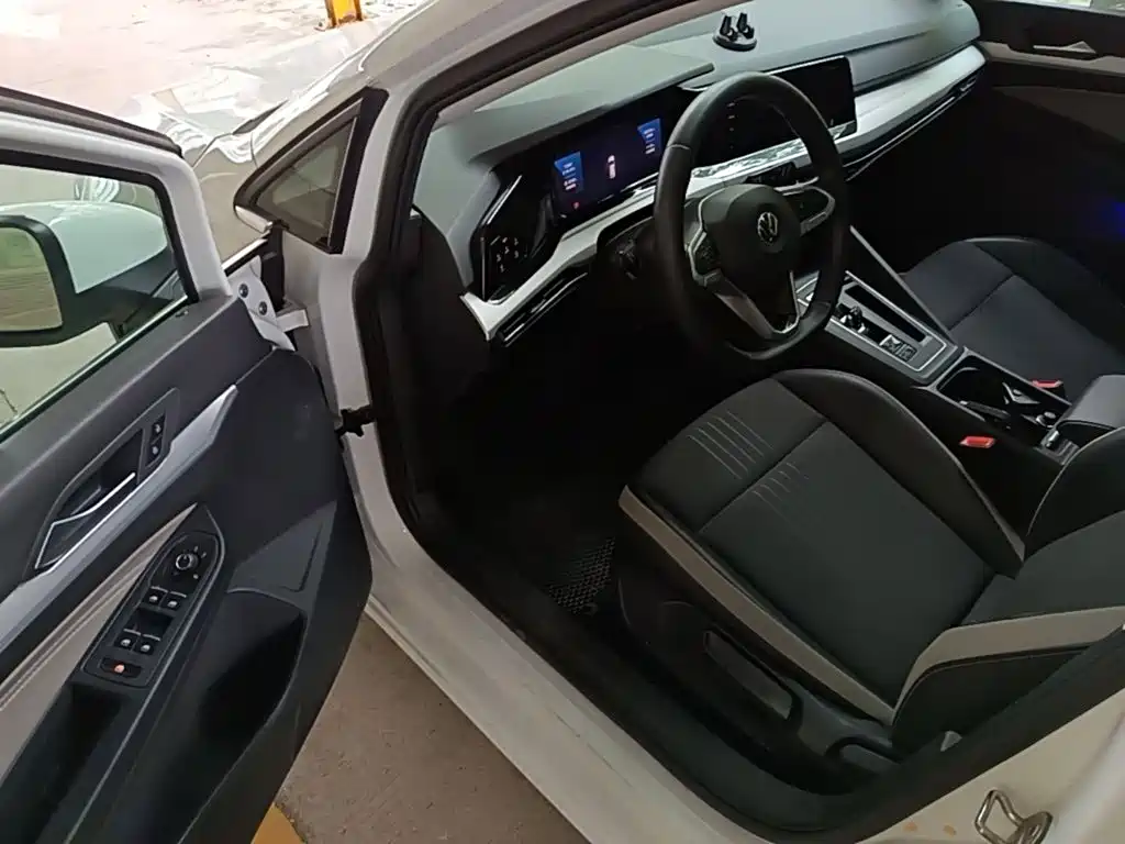 Volkswagen Golf — миниатюра 16