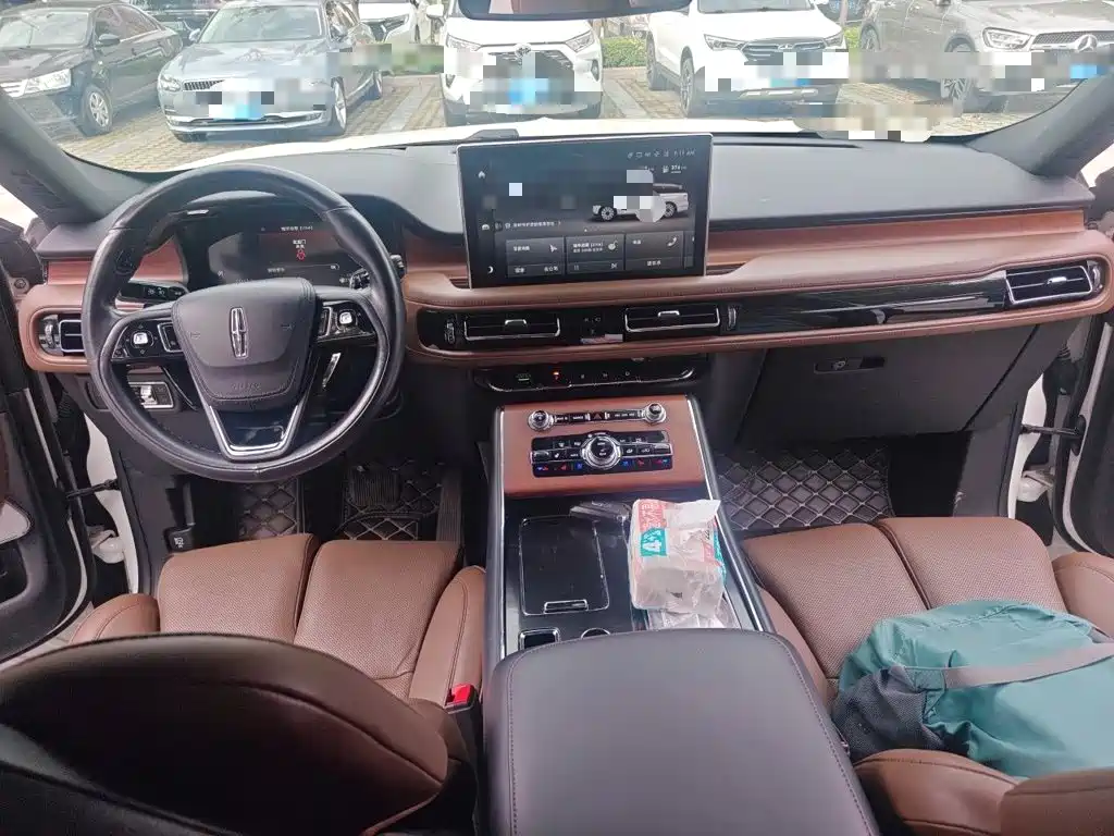 Lincoln Aviator — миниатюра 5