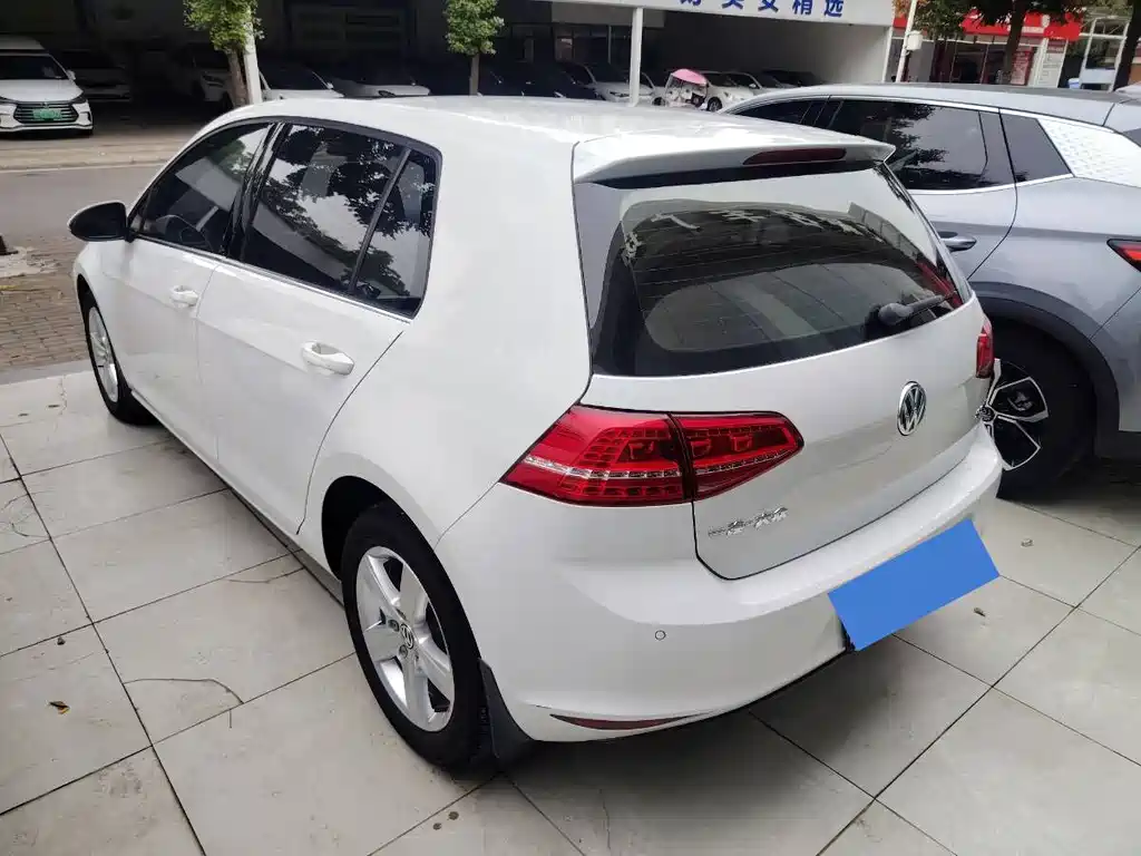 Volkswagen Golf — миниатюра 13