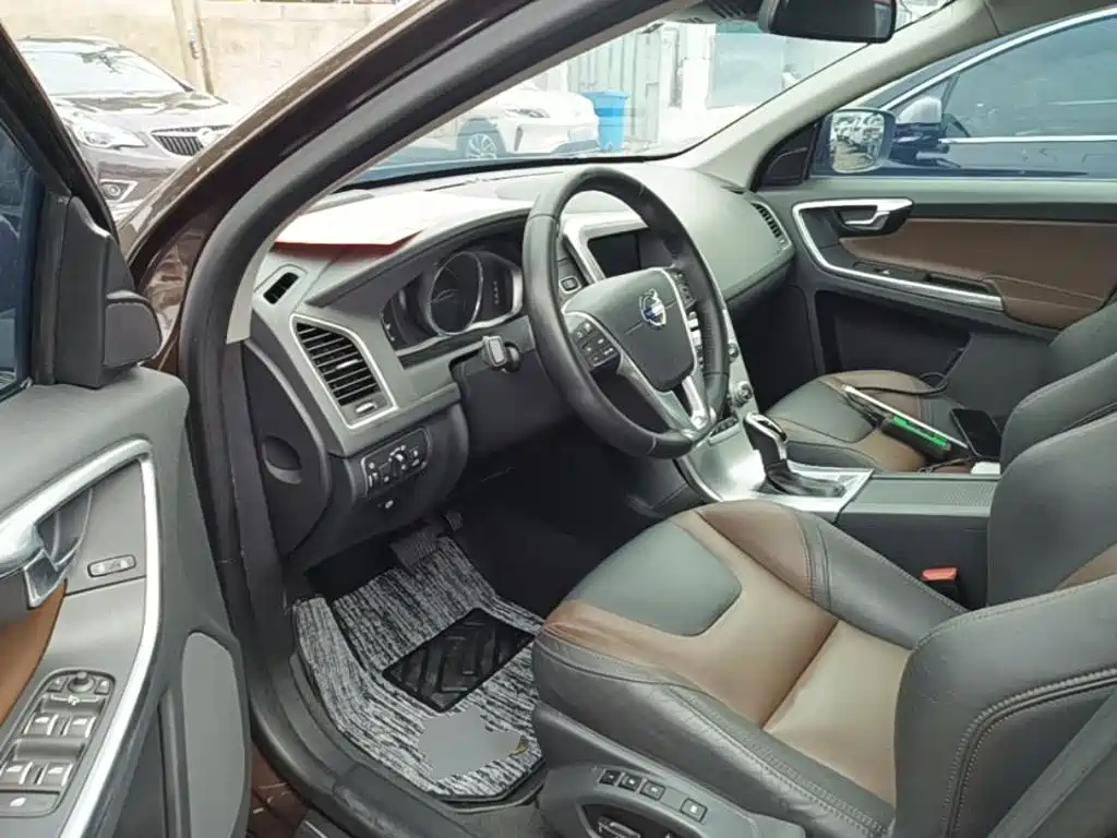 Volvo XC60 — миниатюра 16