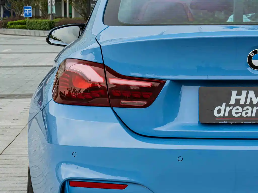 BMW M4 — миниатюра 9