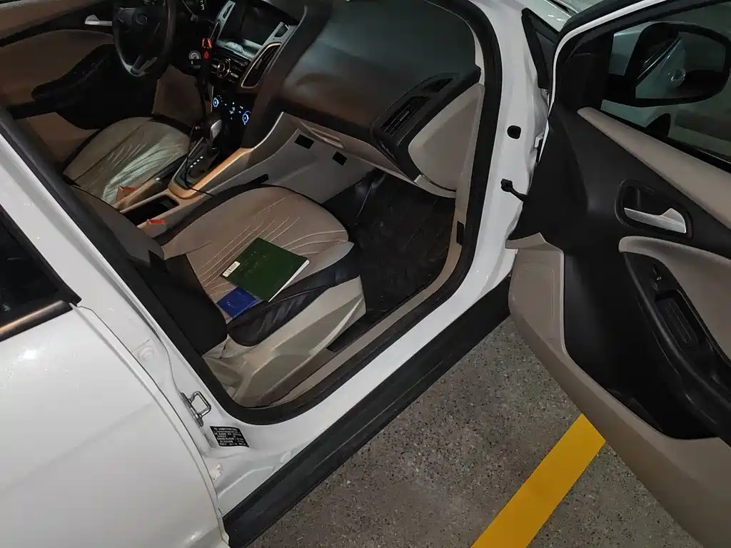 Ford Focus — миниатюра 19